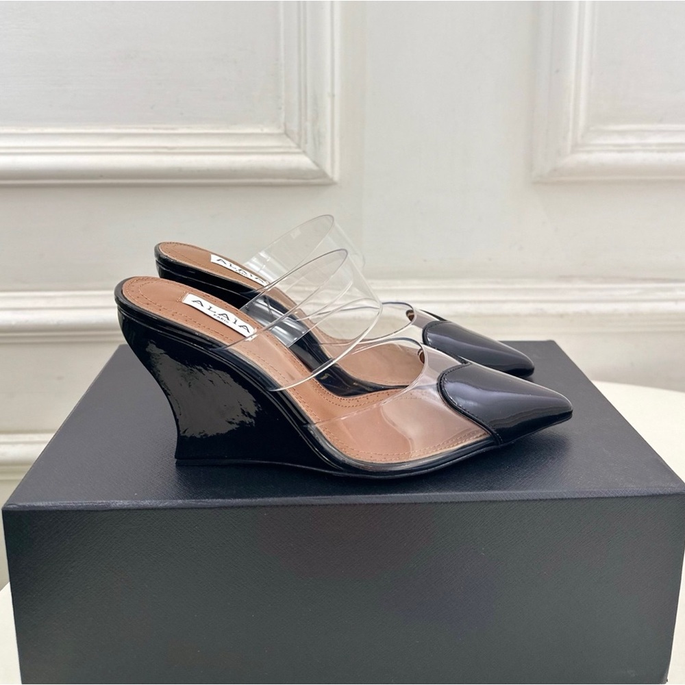 ALAIA Women's Transparent Strap High-Heel Mules with Heart Detail - Picture 4 of 7